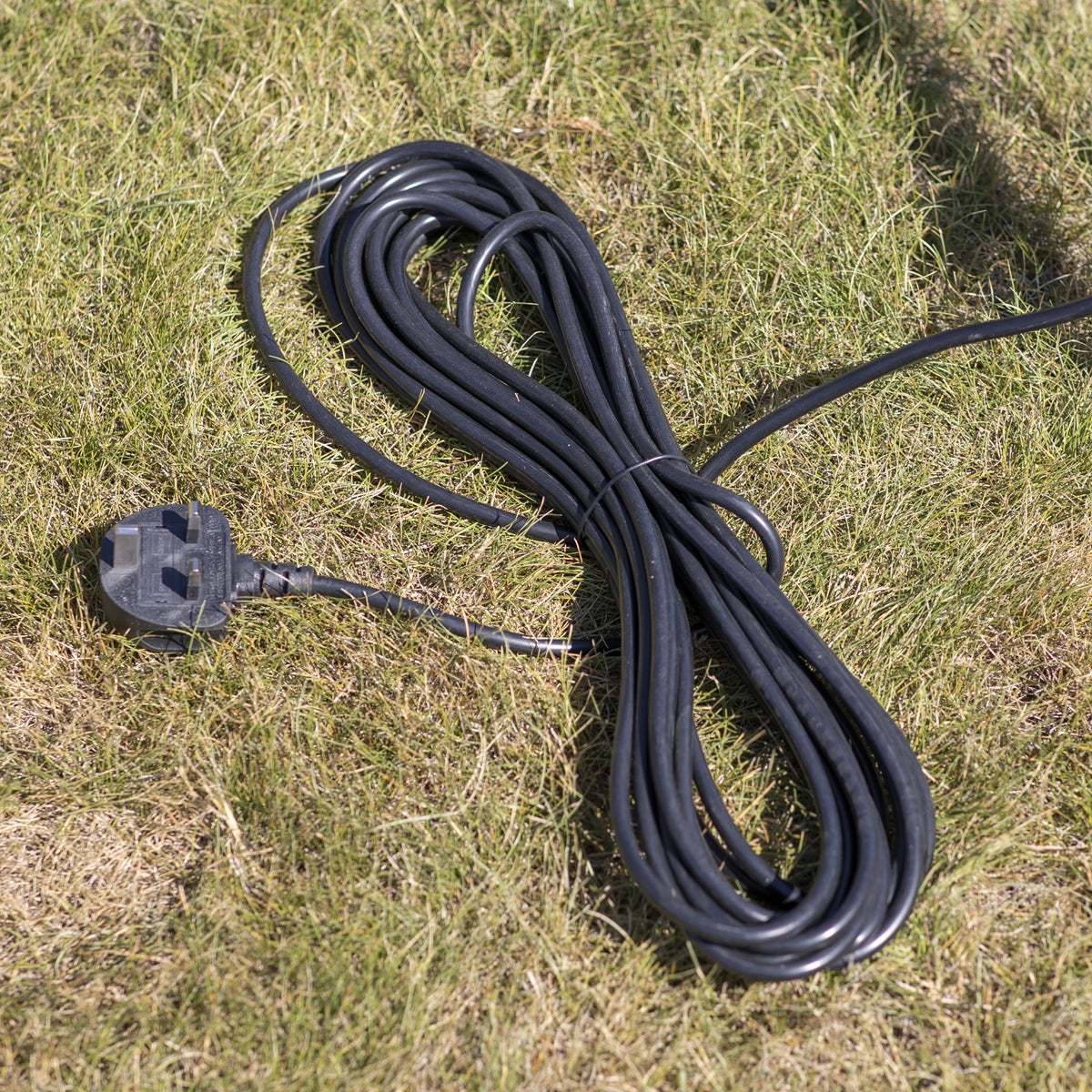 Dellonda 1500W Electric 2-in-1 Scarifier with 5-Heights, 36cm Cutting Diameter, 45L Grass Collection Bag, 10m Mains Cable, Hand Push - DG216 DG216