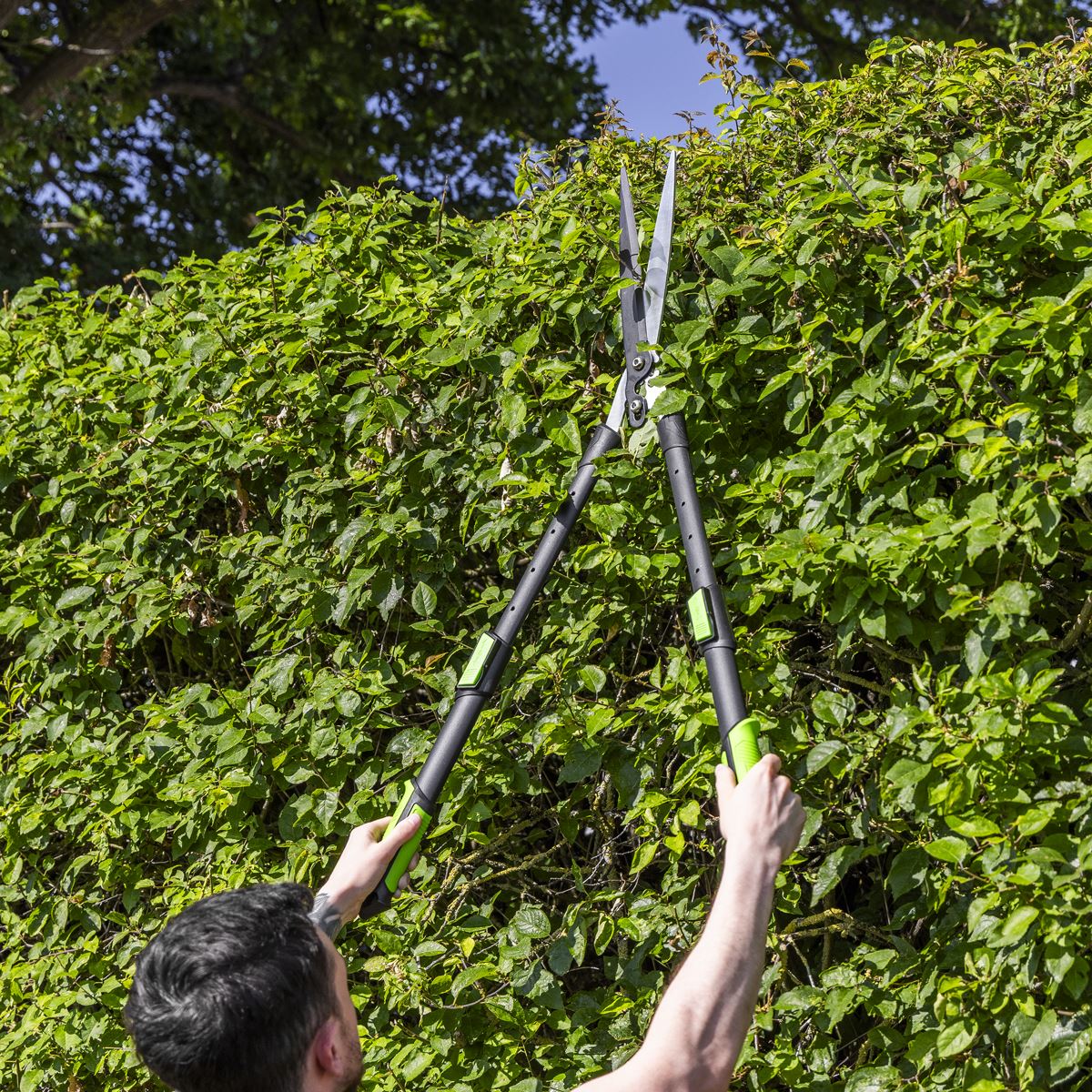 Sealey Telescopic Hedge Shears with Soft Grip Handle & Carbon Steel Blade GTSG019