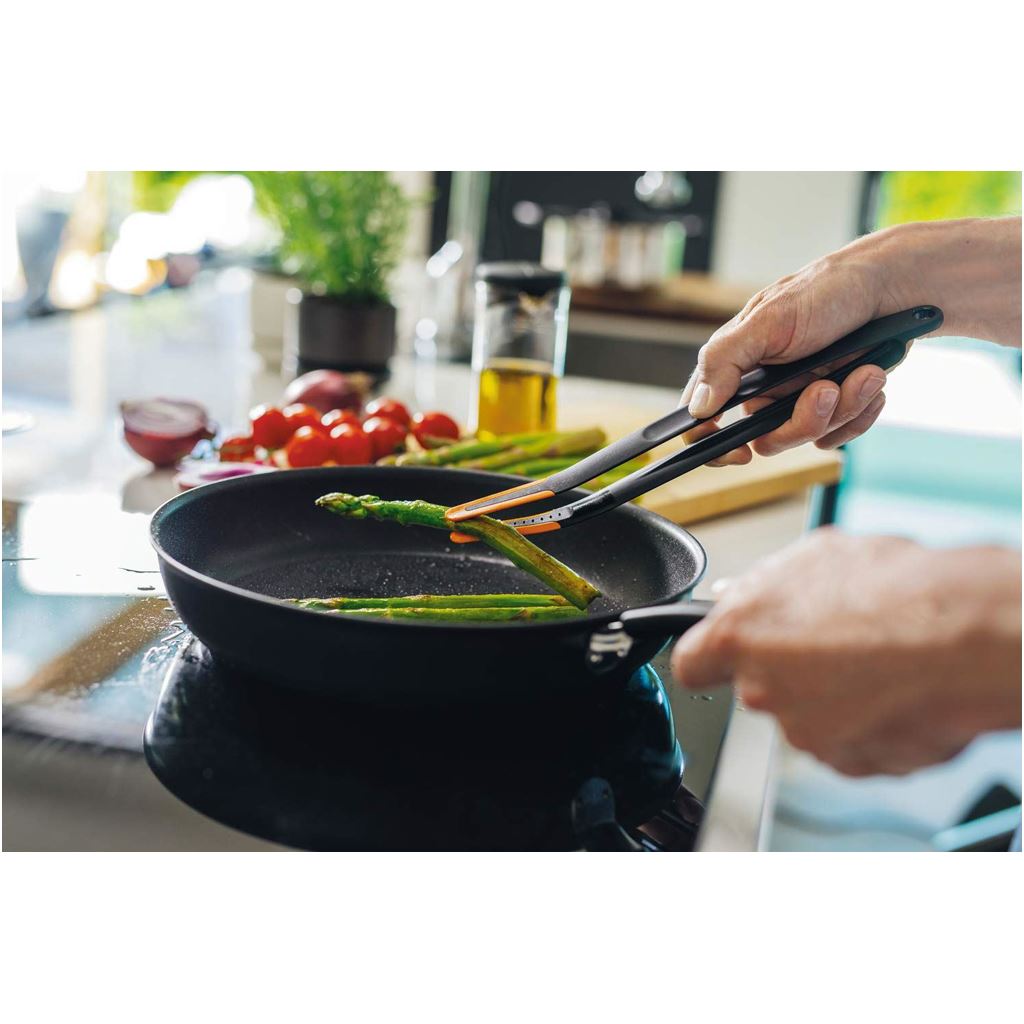 Fiskars FF silicone tongs