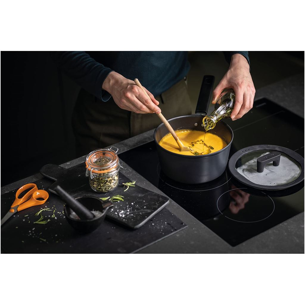 Fiskars HF saucepan 2,5L w/lid