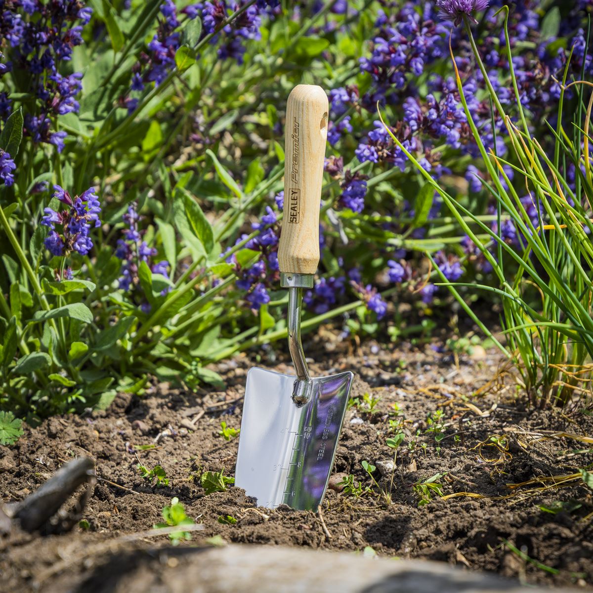 Sealey Premier Hand Trowel with Ash Handle & Stainless Steel Blade GTWH003