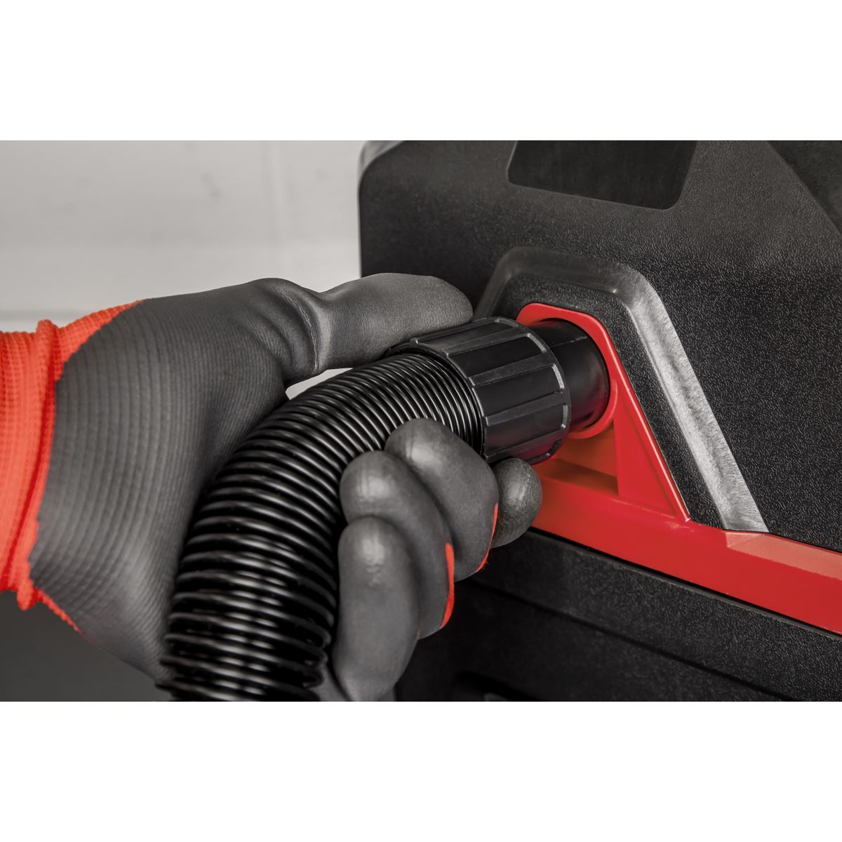 Sealey Cordless Wet and Dry Vacuum Kit 20V 4Ah SV20 Series CP20VWDVKIT1