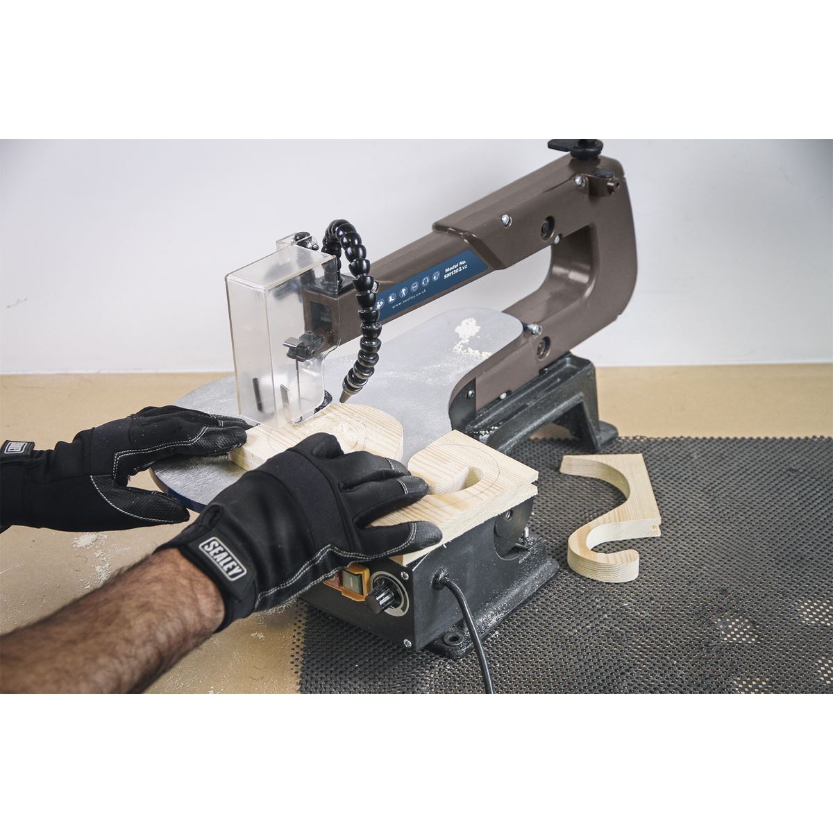 Sealey Variable Speed Scroll Saw 406mm Throat 230V SM1302