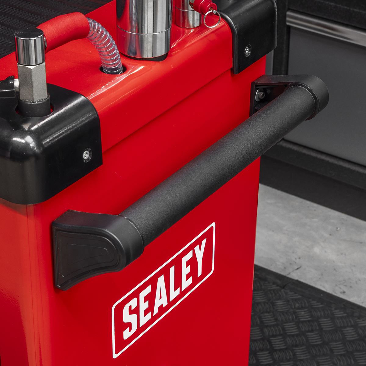 Sealey Mobile Multifunction Oil Station with 61pc Tool Set AK470DX