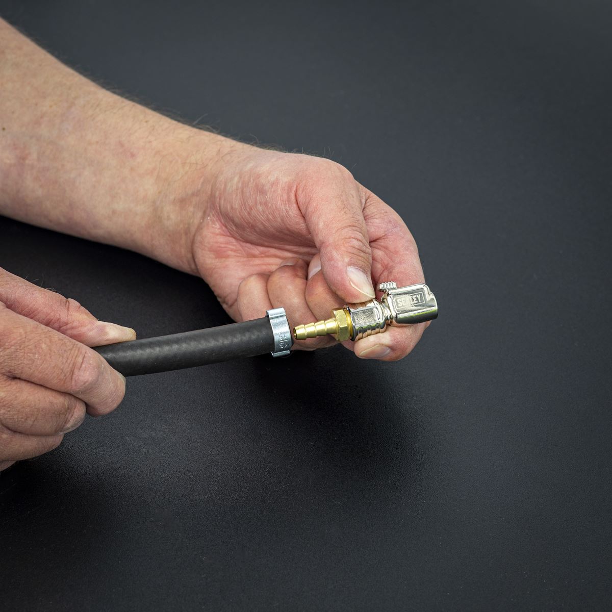 Sealey Clip-On Connector for Tyre Inflators SA361