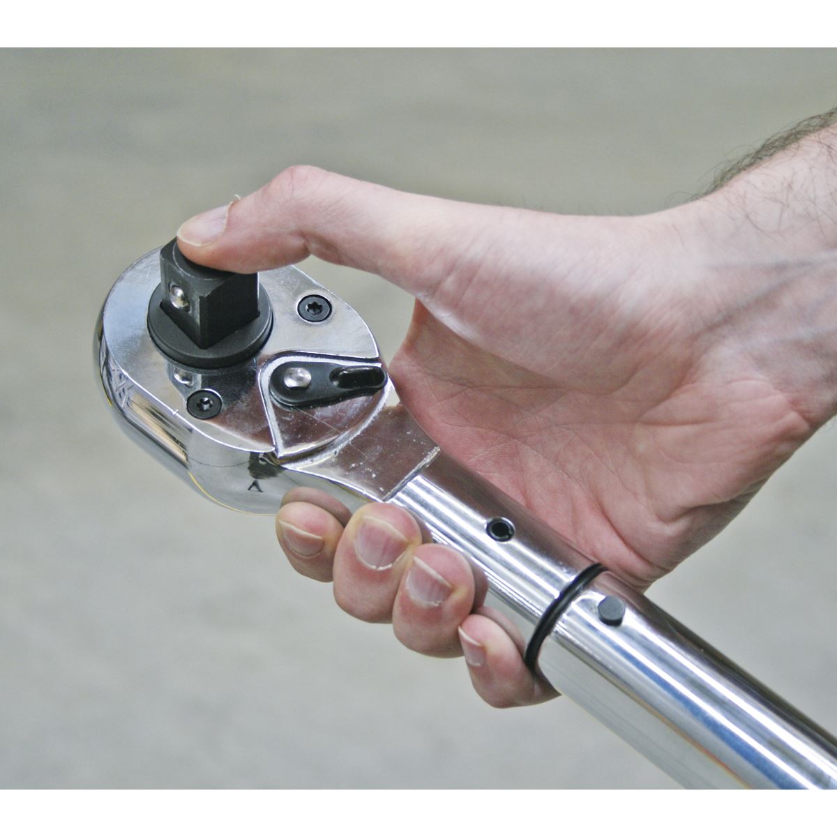 Sealey Torque Wrench 3/4"Sq Dr 237-983Nm Push-Through Calibrated STW601