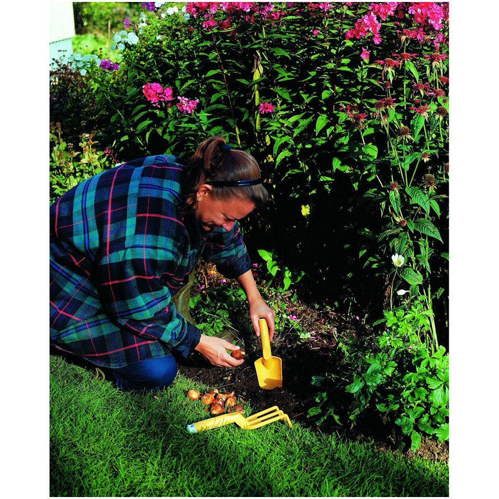 Fiskars Solid Planters Cultivator