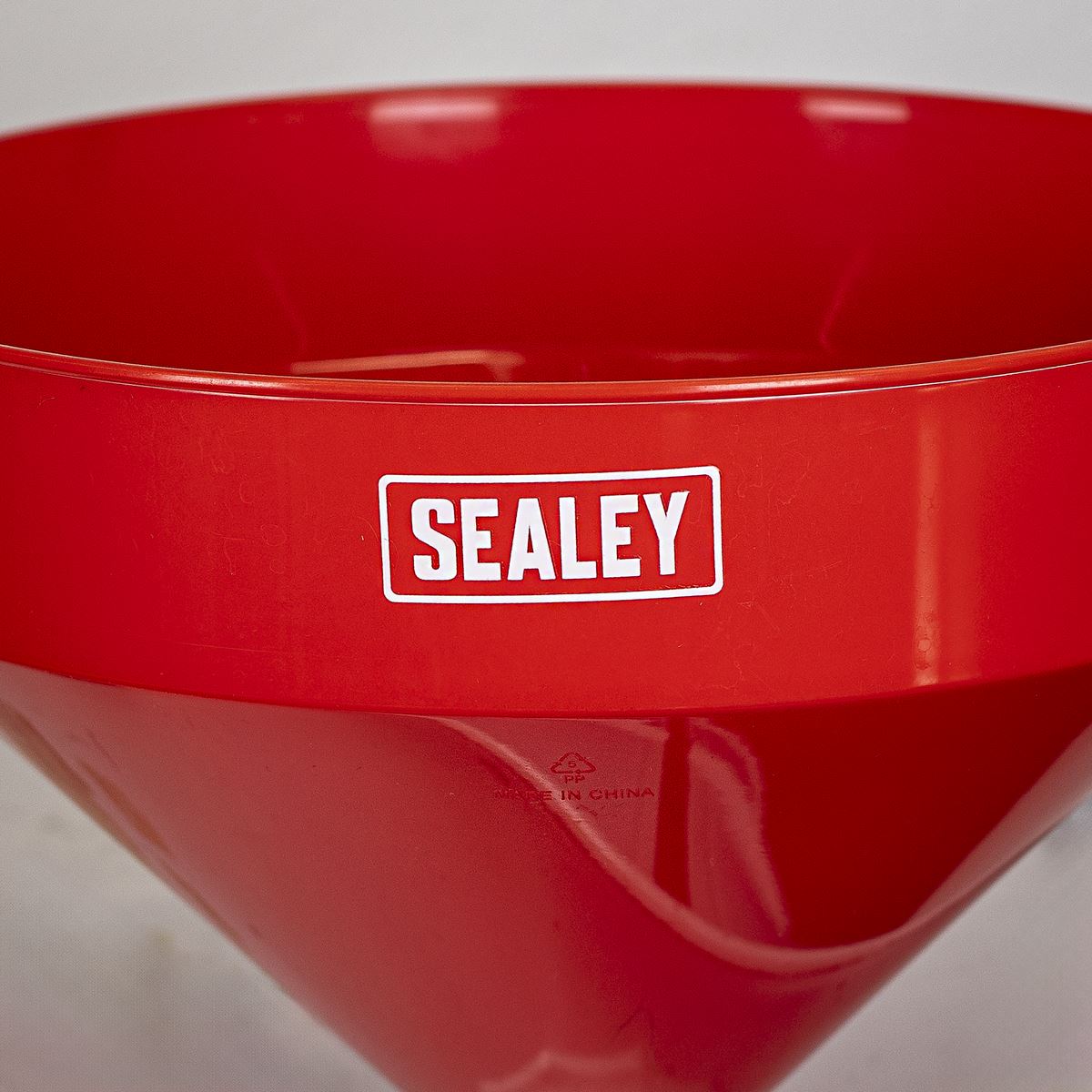 Sealey Fixed Spout Funnel with Filter 300mm - Extra-Large F8