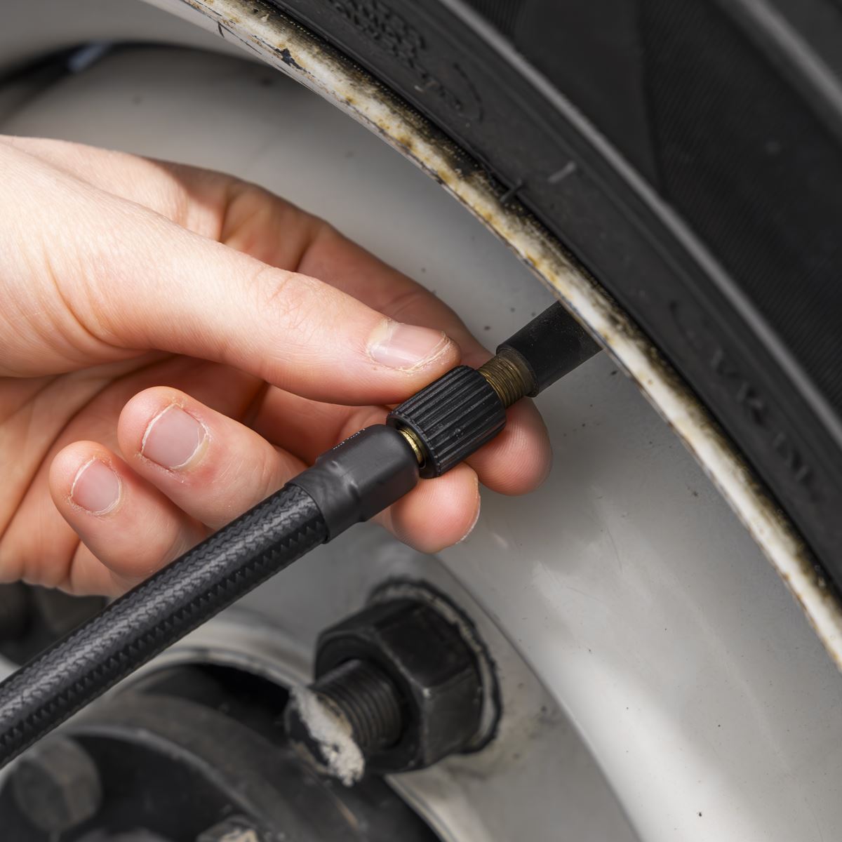 Sealey Tyre Inflator & Power Bank with Worklight Rechargeable CTI130