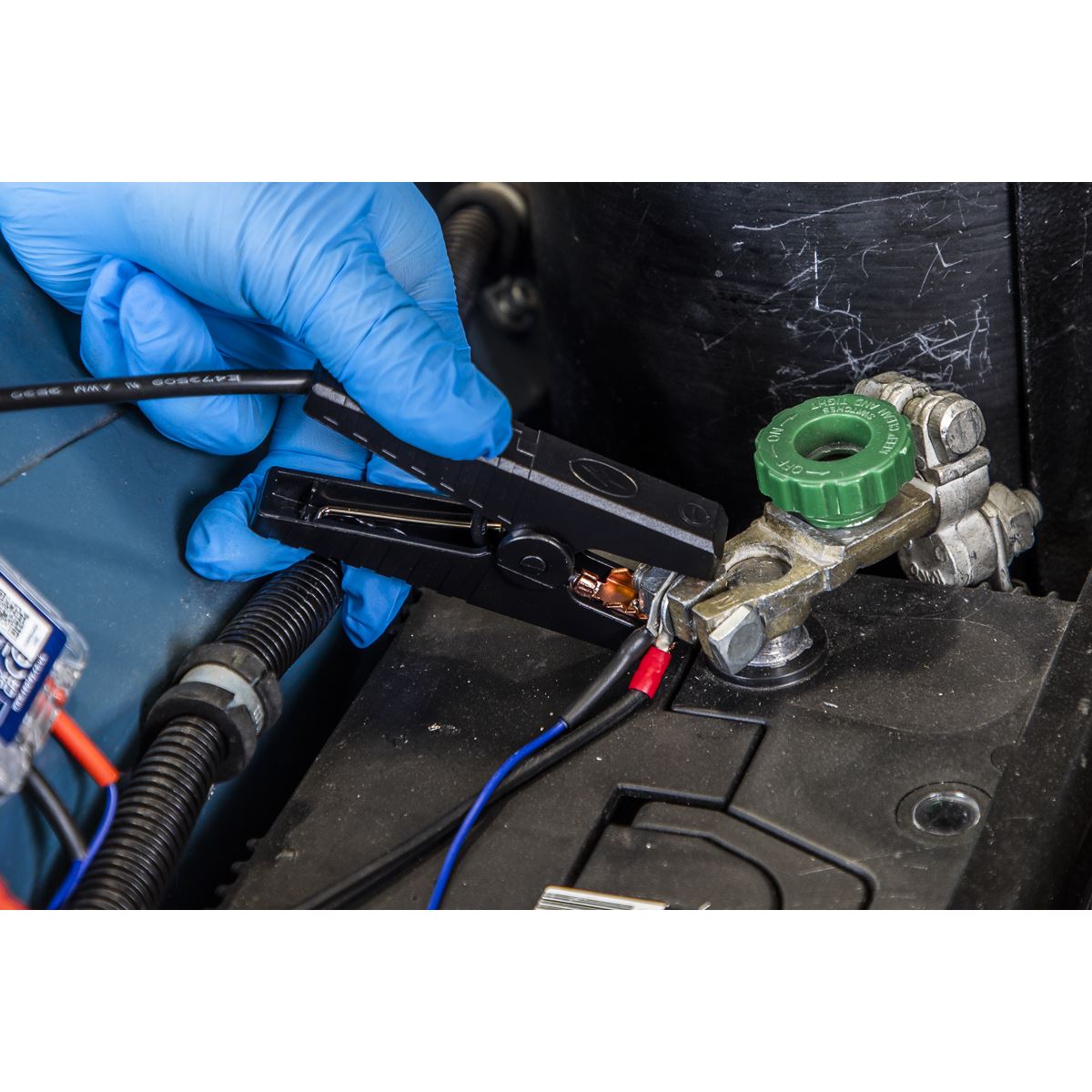 Sealey RoadStart� 1200A 12V Lithium-ion Jump Starter Power Pack RS1200