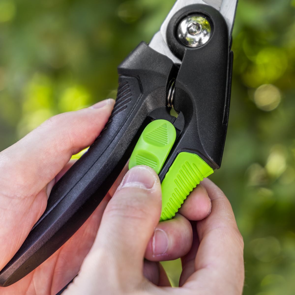 Sealey Pruning Snips with Soft Grip Handle & Carbon Steel Blade, 208mm GTSG003