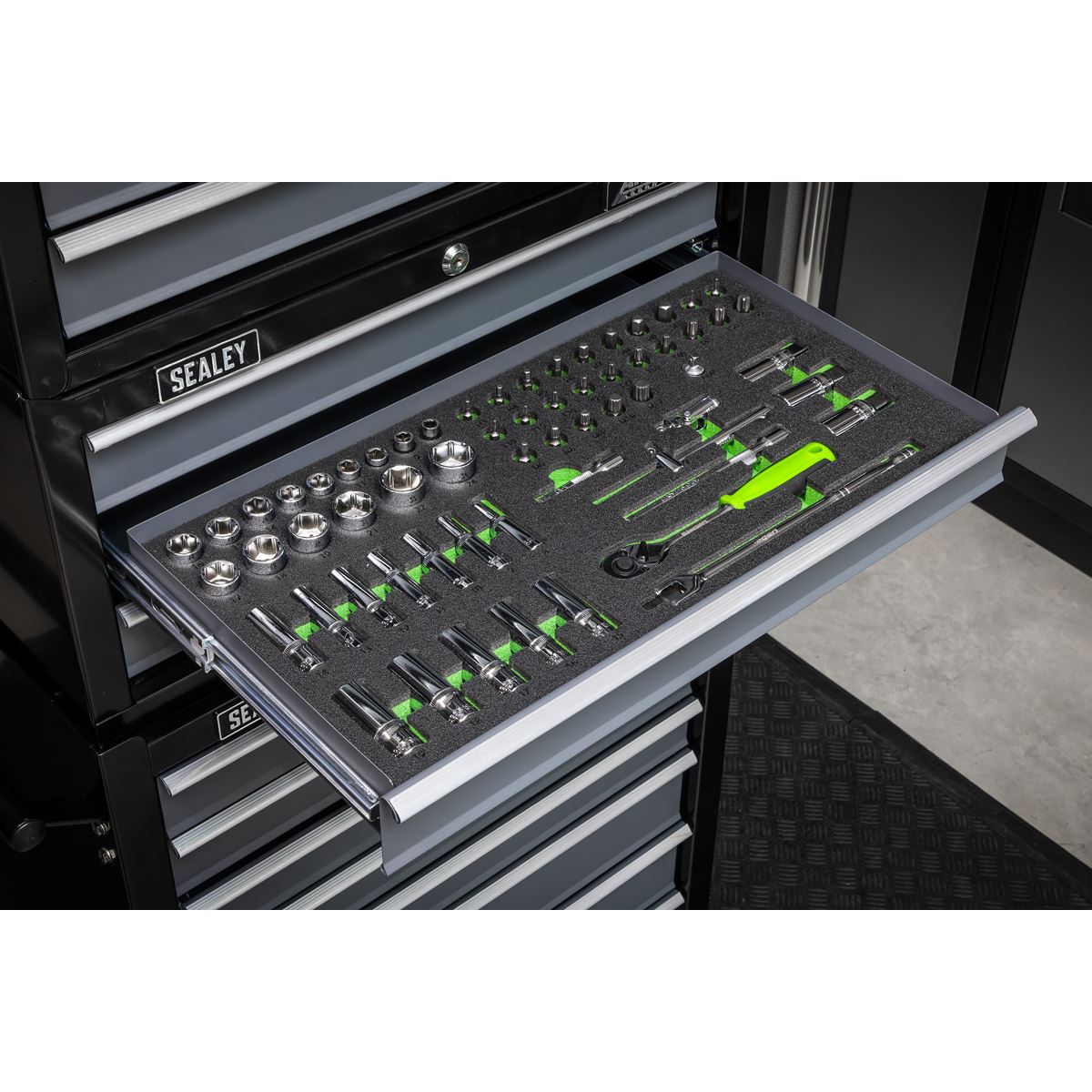 Sealey Siegen Tool Tray with Socket Set 62pc 3/8"Sq Drive Metric S01270