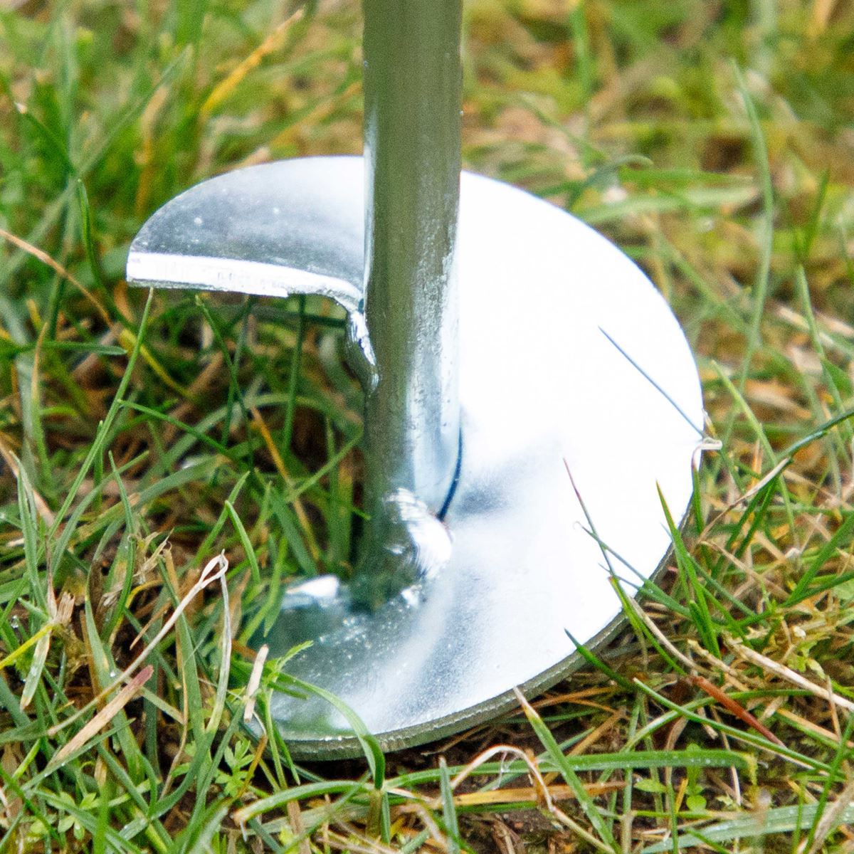 Dellonda Heavy Duty Trampoline Anchor Kit 4pc Ground Pegs Universal Fitting DL70