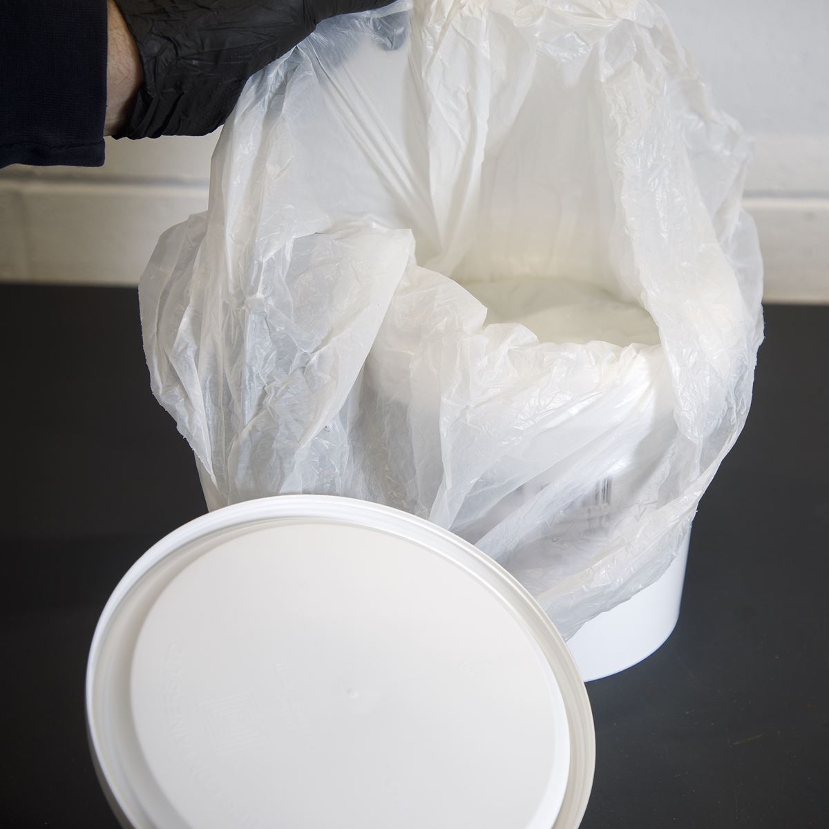 Sealey Shot Blasting Beads Glass 5kg Plastic Tub B5KG
