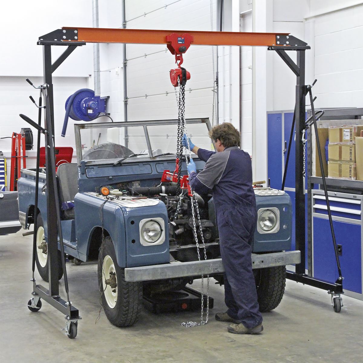 Sealey Portable Gantry Crane Adjustable 1 tonne SG1000