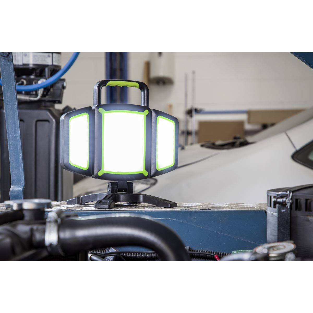 Sealey Rechargeable Flexible Floodlight 18W COB & SMD LED LED18WFL