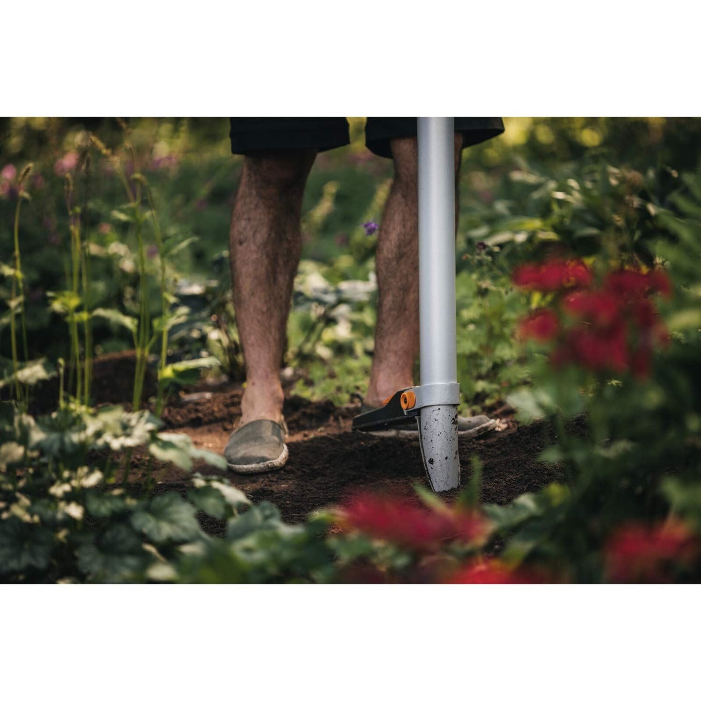 Fiskars Xact Standing Bulb Planter