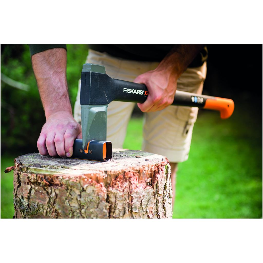 Fiskars Xsharp Axe and Knife Sharpener Stocked