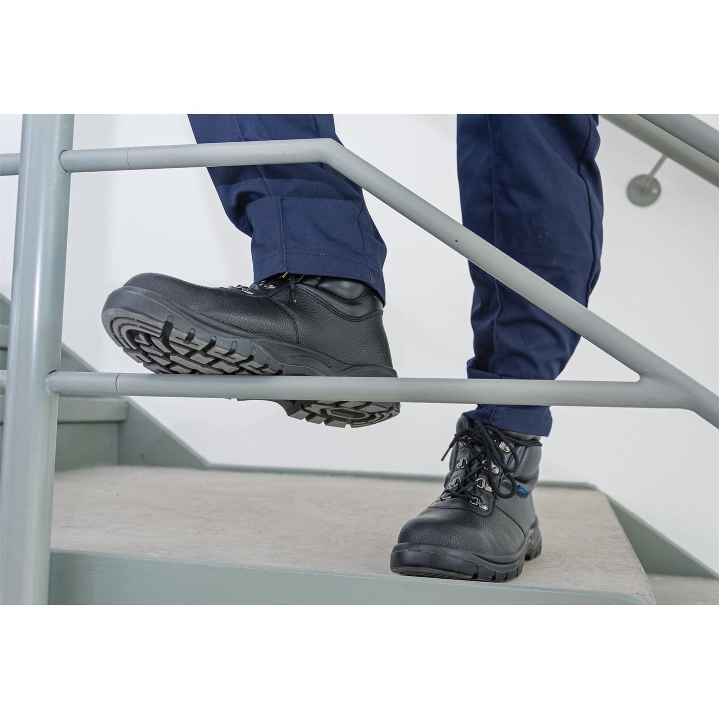 Draper Chukka Style Safety Boots Size 10 (S1-P-SRC) - 85953