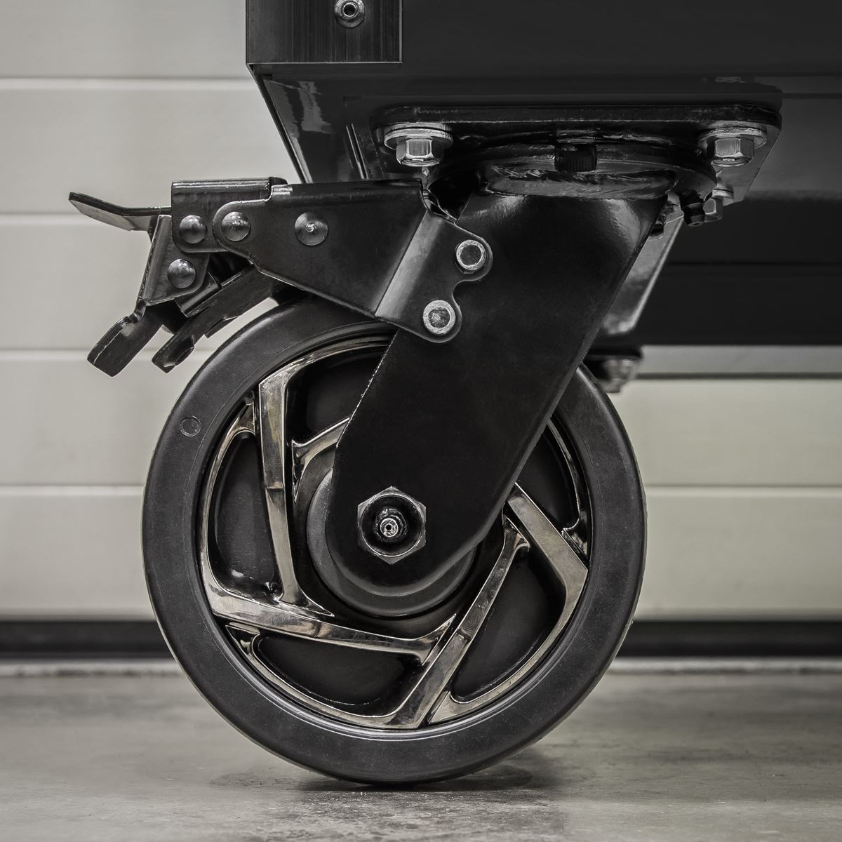 Sealey Superline Pro Side Locker with Castors 1864mm AP6204BE