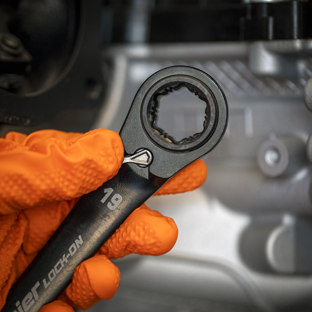 Sealey Premier Black 4-in-1 Reversible Lock-On� Ratchet Ring Spanner AK63923