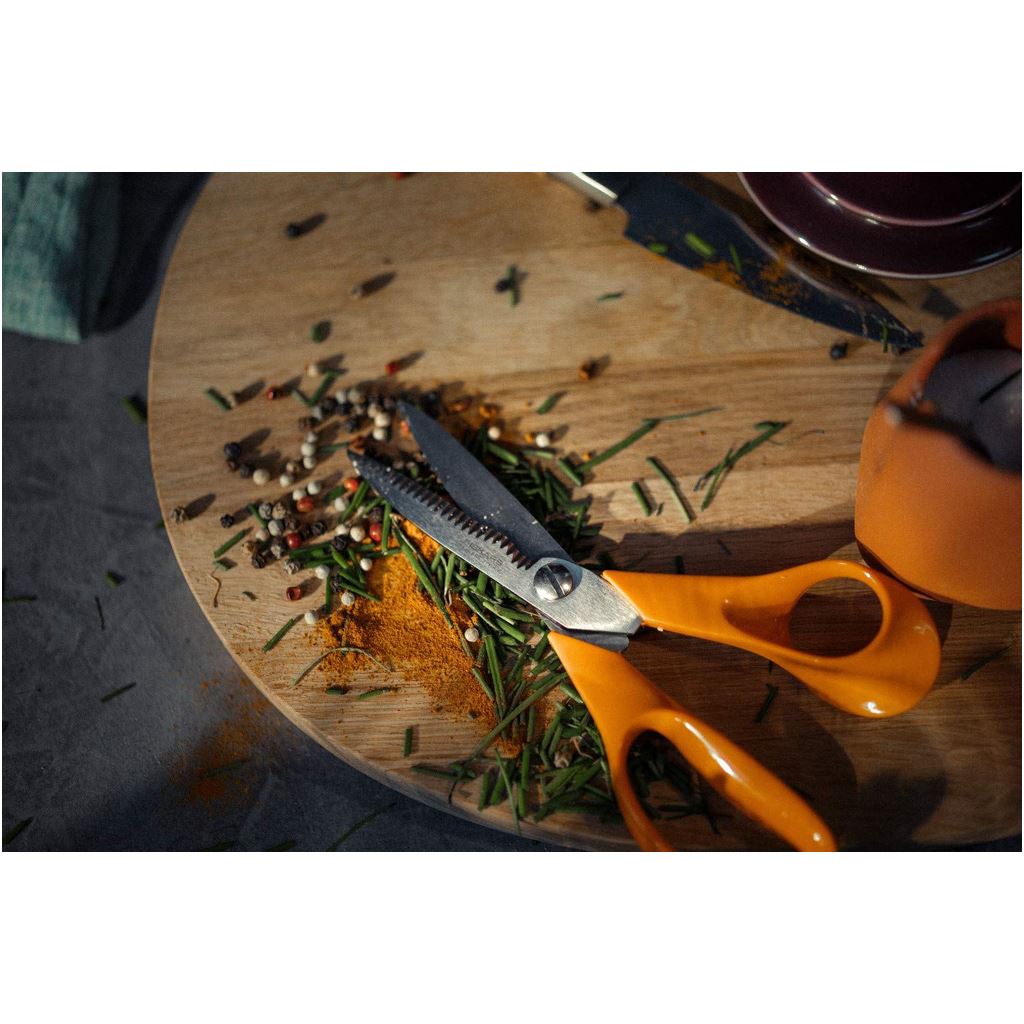 Fiskars Universal Garden Scissors, 18 cm (S92) (1000555)