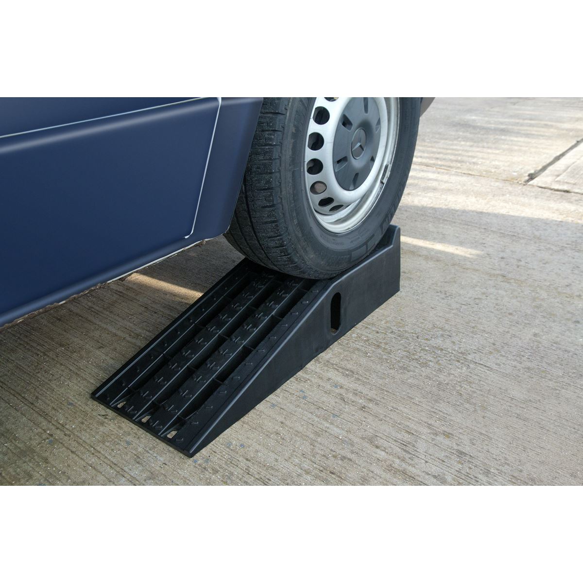 Sealey Car Ramps 1.5t Capacity per Ramp 3t Capacity per Pair CAR3000C ...