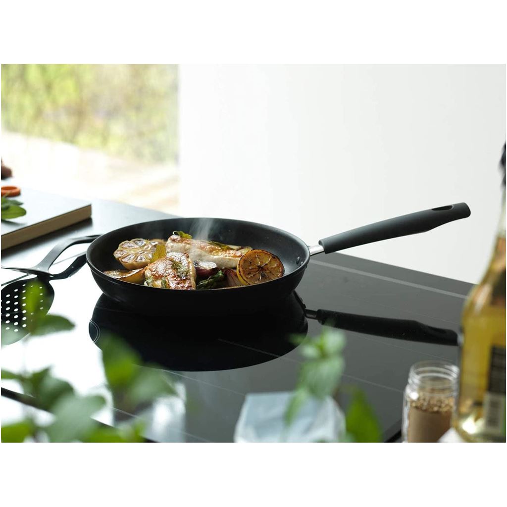 Fiskars HF frying pan 24cm