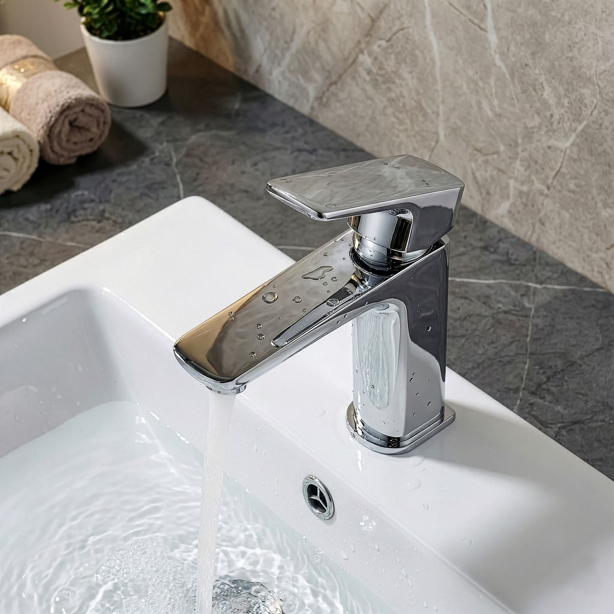 Baridi Basin Mixer Tap with Clicker Waste - Chrome DH392