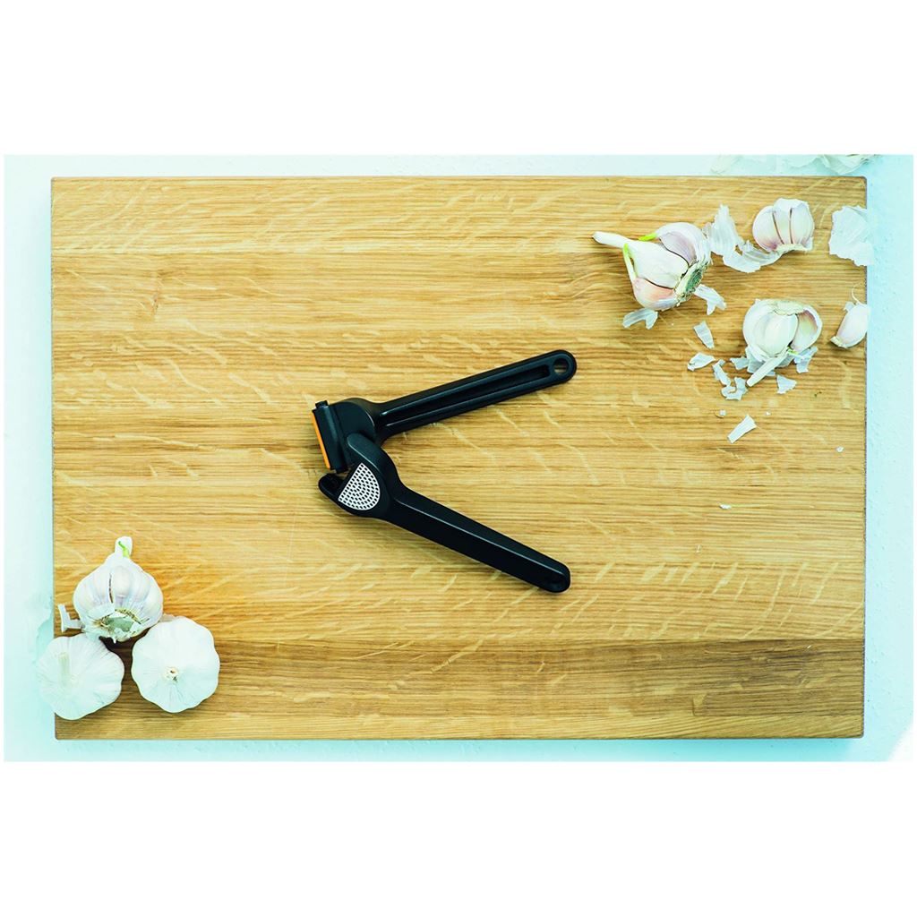 Fiskars FF Garlic press