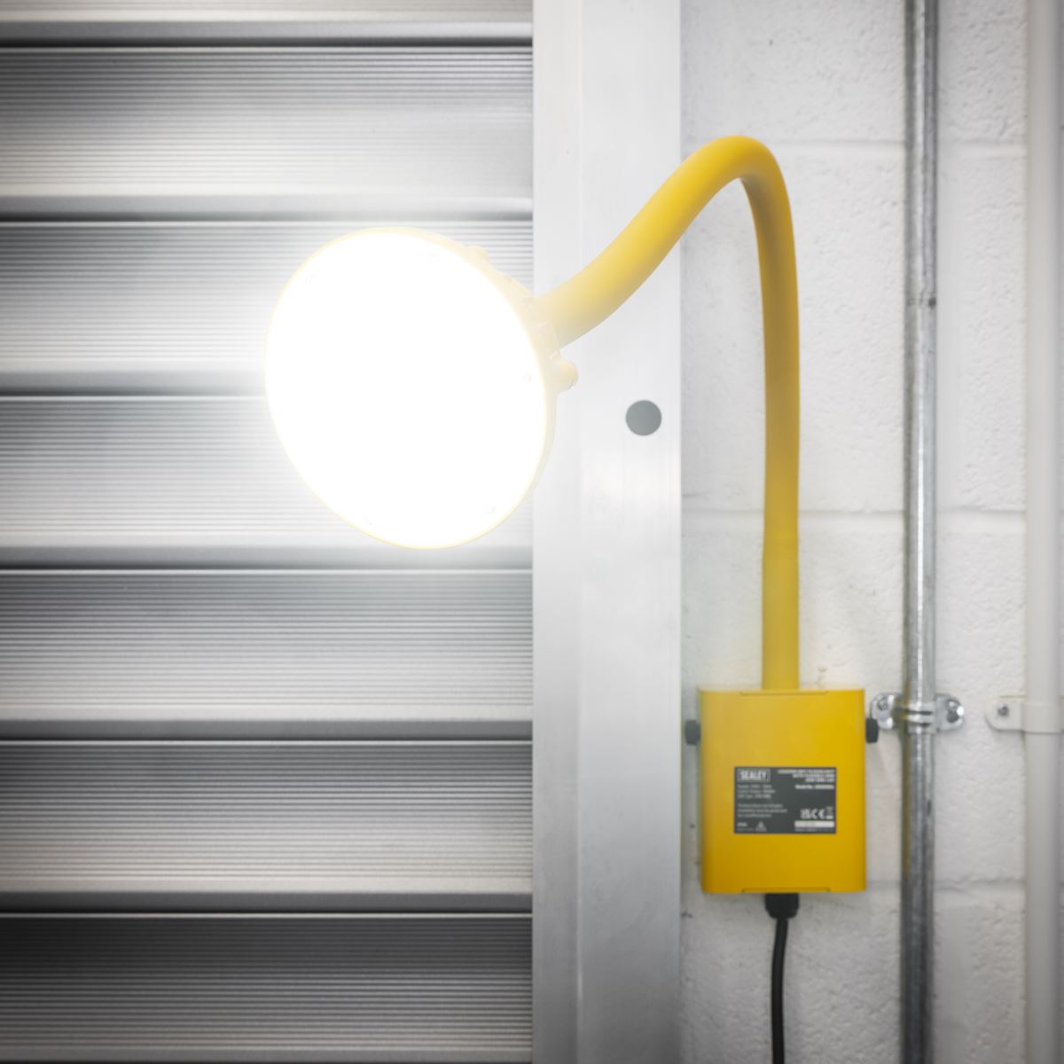 Sealey Loading Bay Floodlight with Flexible Arm 20W SMD LED LED20WDL