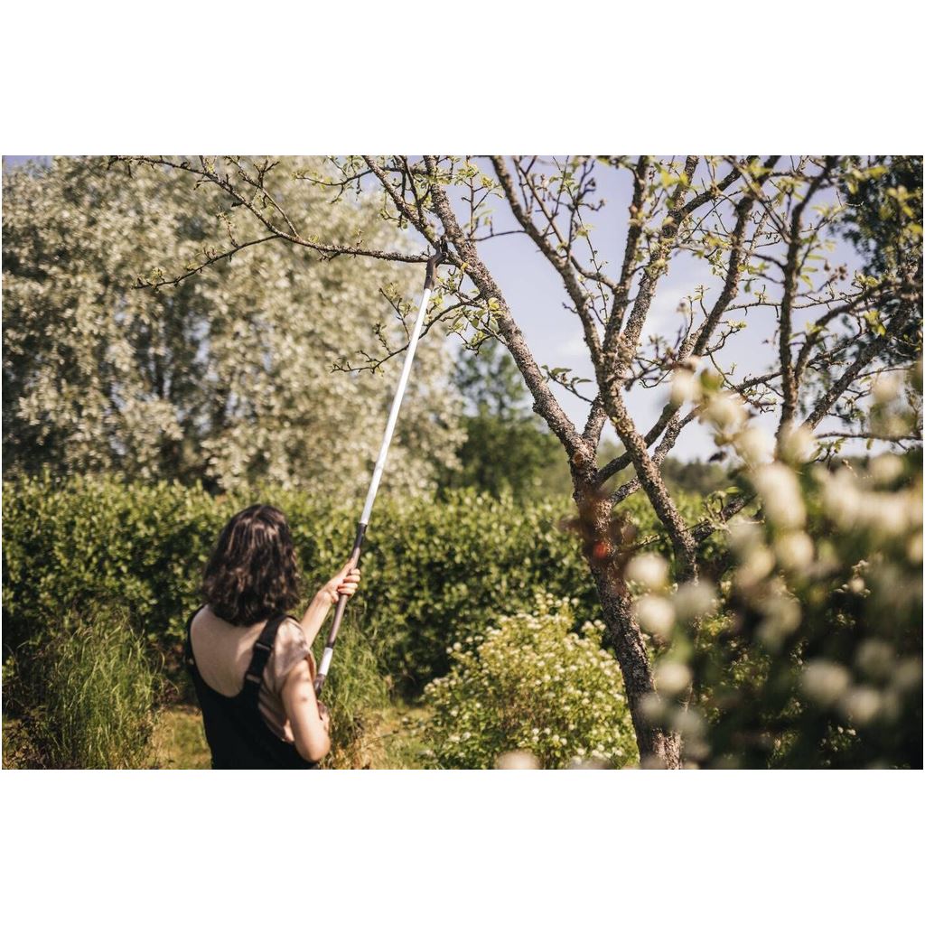 Fiskars Pruning Snip, white (UP69)