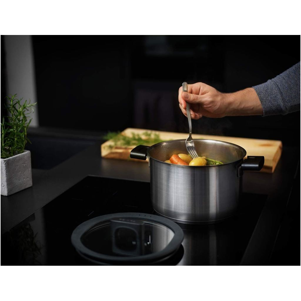 Fiskars HF Steel?casserole 5L/22cm w/lid
