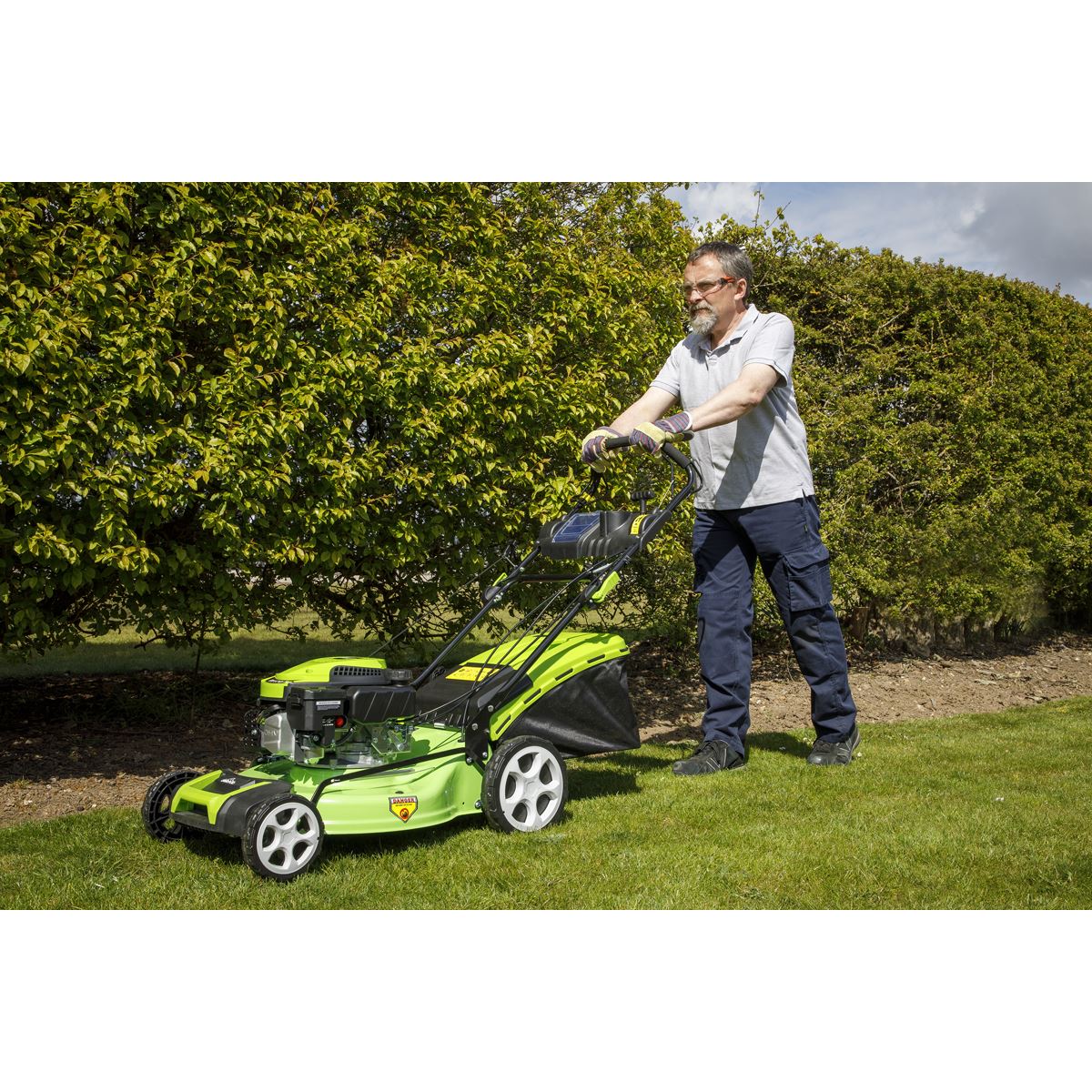 Dellonda Self-Propelled Petrol Lawnmower Grass Cutter with Height Adjustment & Grass Bag 149cc 18"/46cm 4-Stroke Engine DG101
