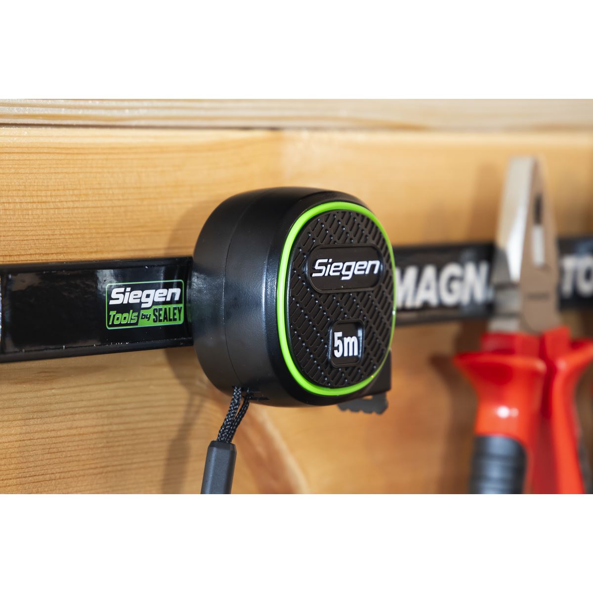 Sealey Siegen Metric/Imperial Auto-Lock Tape Measure 5m(16ft) x 19mm S01328