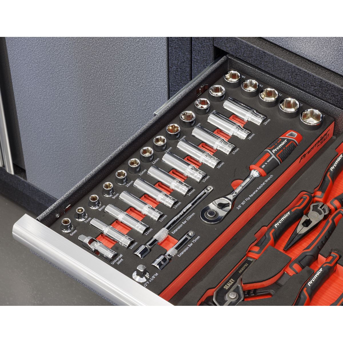 Sealey Premier Socket Set with Tool Tray 3/8"Sq Drive 32pc TBT41