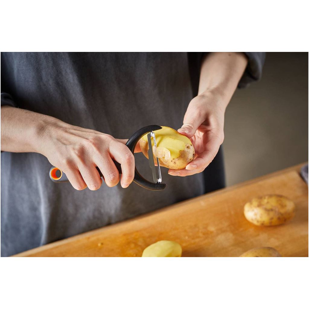 Fiskars FF Peeler (y-shaped)