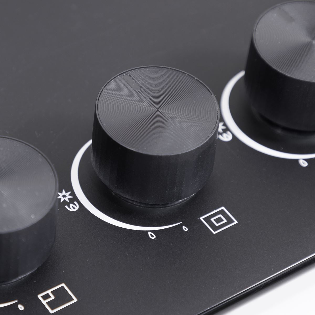 Baridi 70cm Gas Hob Matt Black with 5 Burners Cast Iron Supports & Auto Ignition