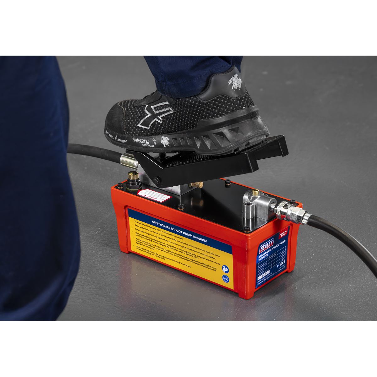 Sealey Air Hydraulic Foot Pump 10,000psi RE109