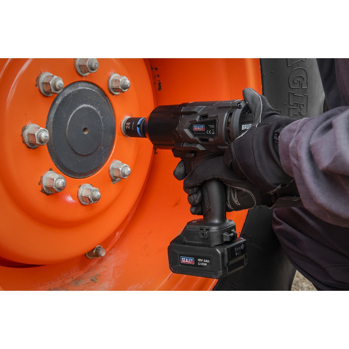 Sealey Cordless Impact Wrench 18V 4Ah Lithium-ion 1/2"Sq Drive CP1812