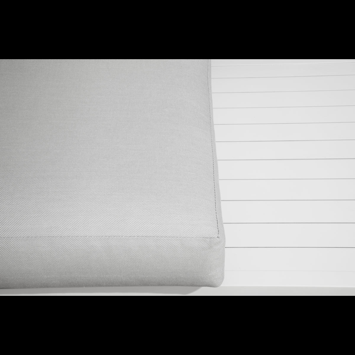 Dellonda Kyoto White 3 Piece Outdoor Garden Corner Sofa & Coffee Table Set DG53