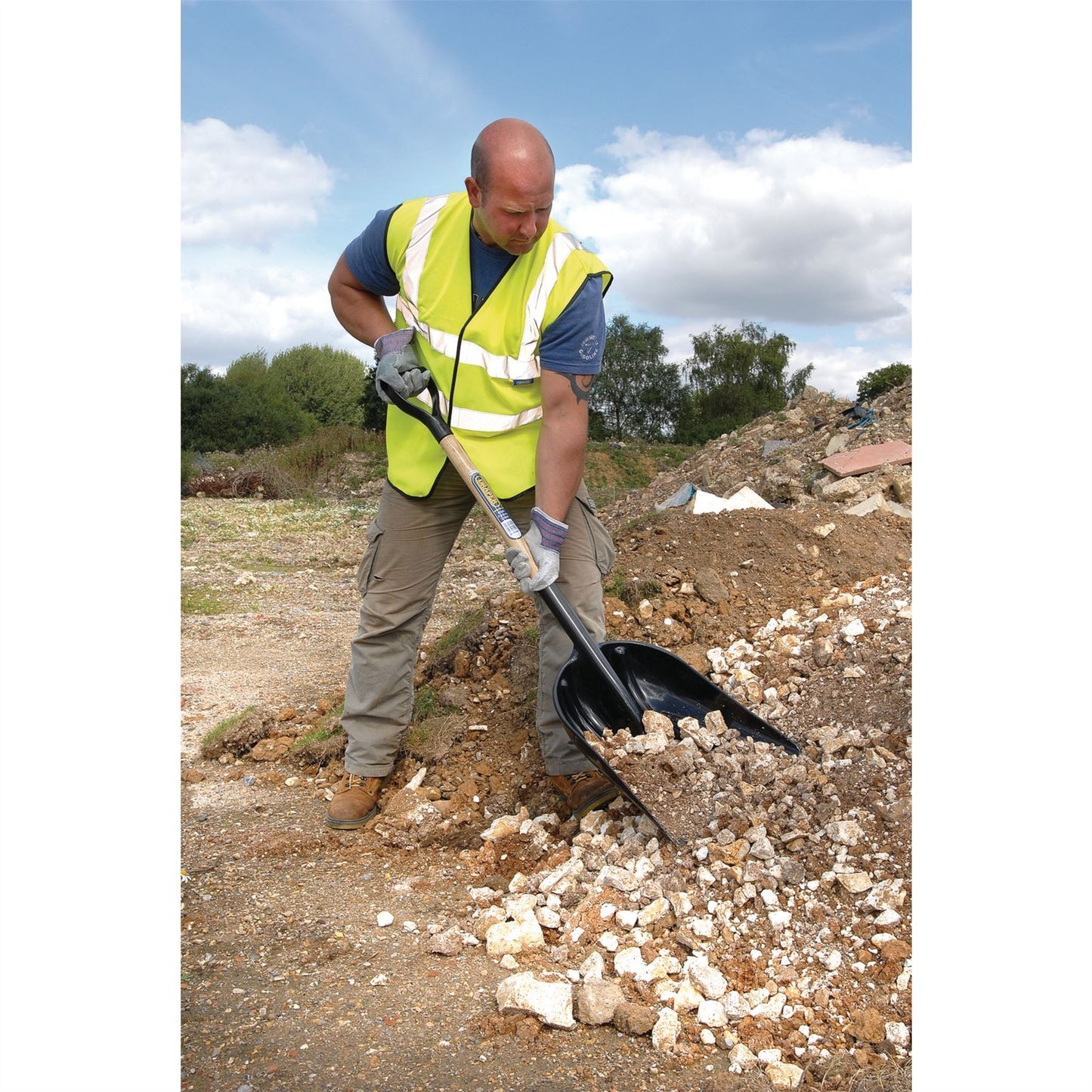 Draper Rubble and Debris/Multi-Purpose ABS Shovel with Hardwood Shaft - 19177