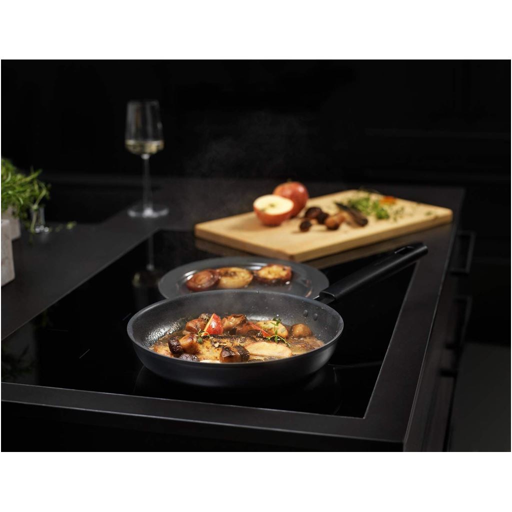 Fiskars HF frying pan 28cm