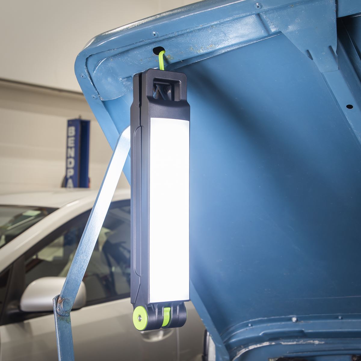 Sealey 10W SMD LED 3-in-1 Folding Floodlight LED15WFL