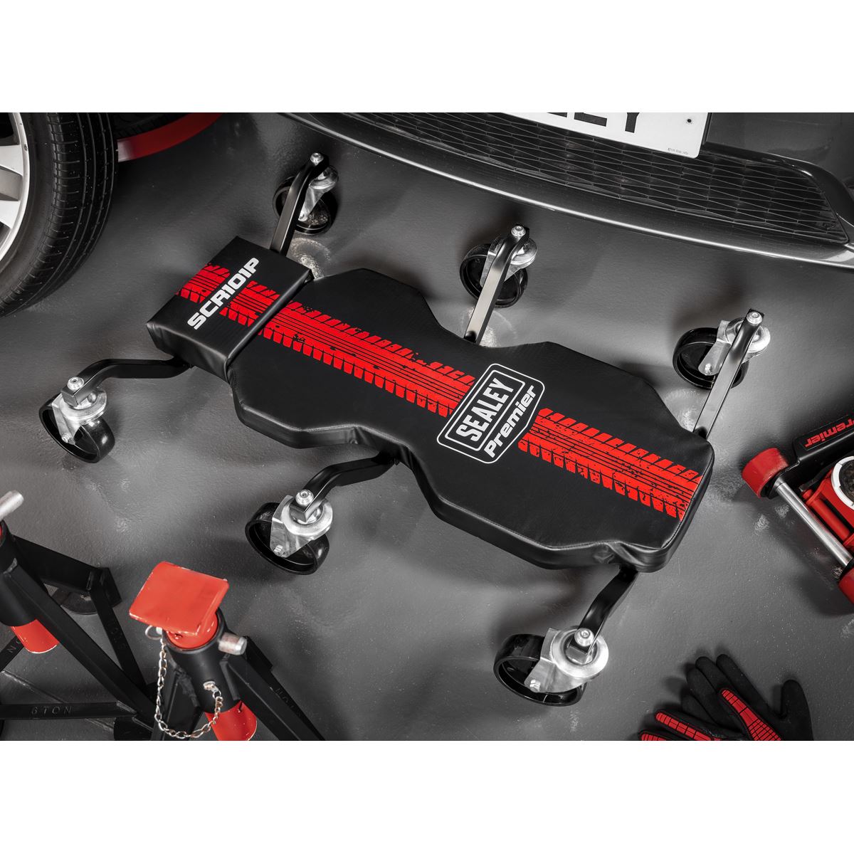 Sealey Steel Creeper with 6 Rough Ground 5" Wheels & Headrest SCR101P