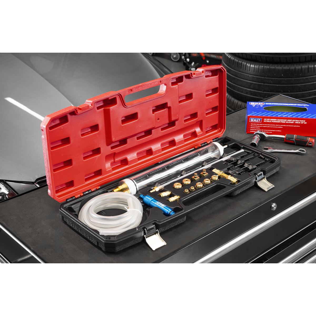 Sealey Transmission Oil Refilling Pump & Adaptor Kit for VAG 18pc VS7095