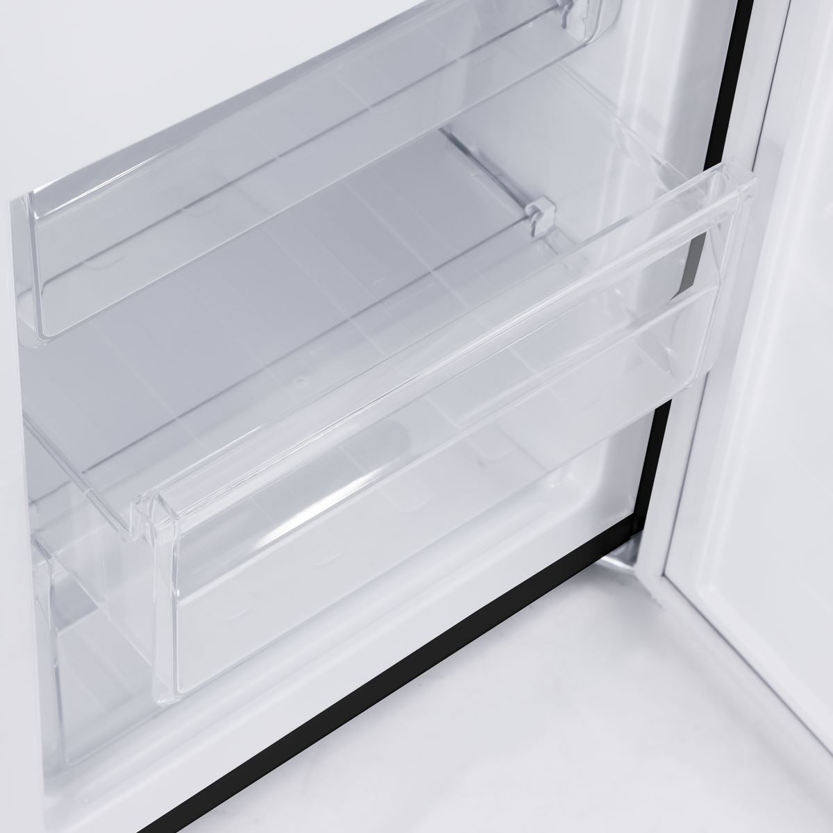 Baridi 50/50 Smart Frost Fridge Freezer 254L Capacity � Black DH329