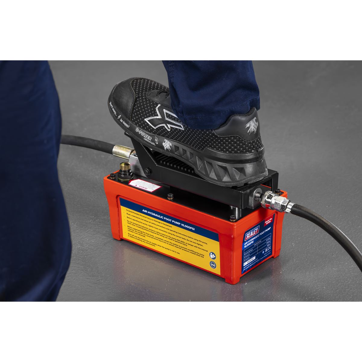 Sealey Air Hydraulic Foot Pump 10,000psi RE109