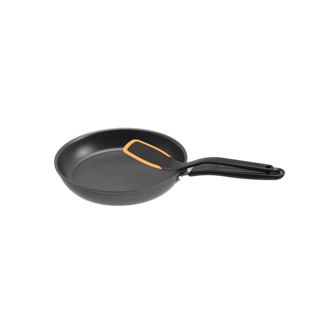 Fiskars FF Frying pan 28cm + spatula set