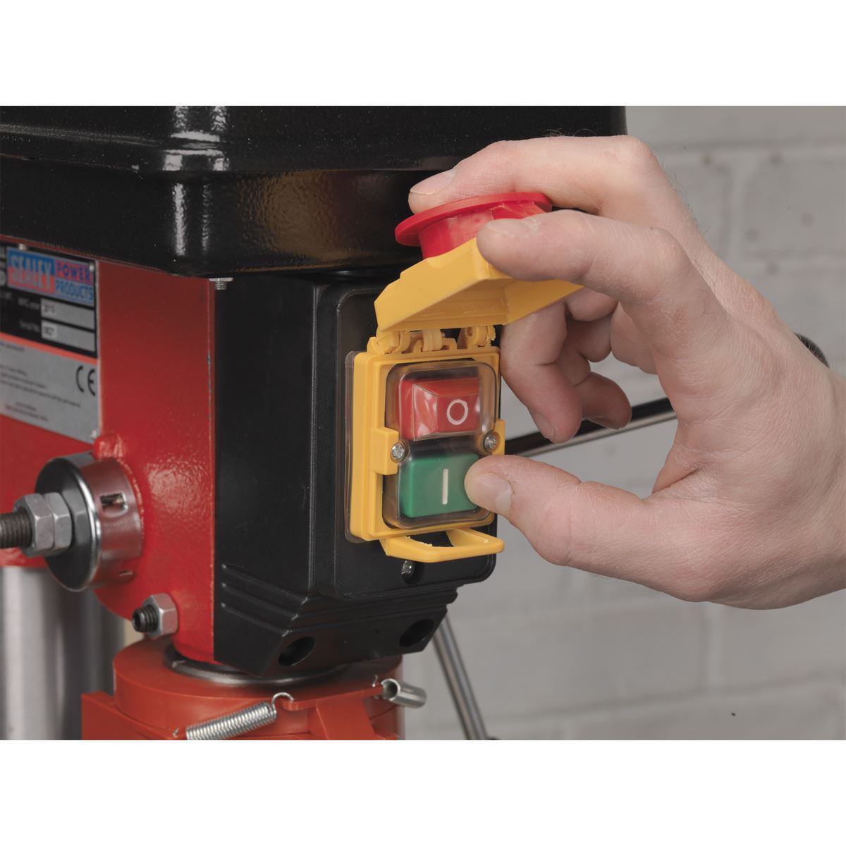 Sealey Pillar Drill Floor 12-Speed 1500mm Height 370W/230V GDM140F